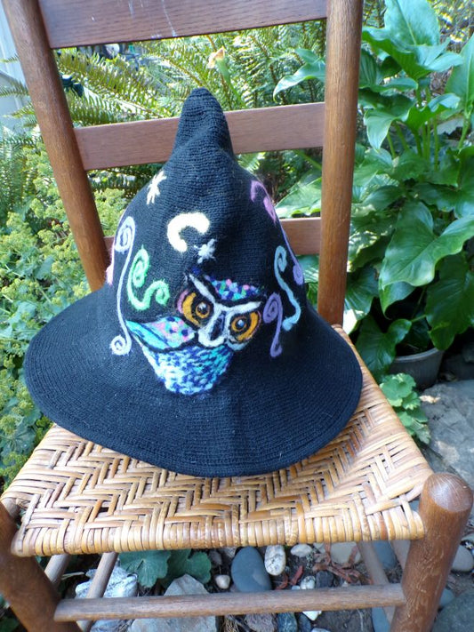 Hat Owl and Colors