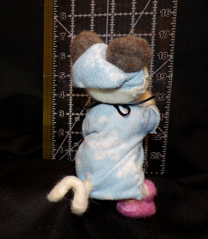 Wool Sleeping Mouse