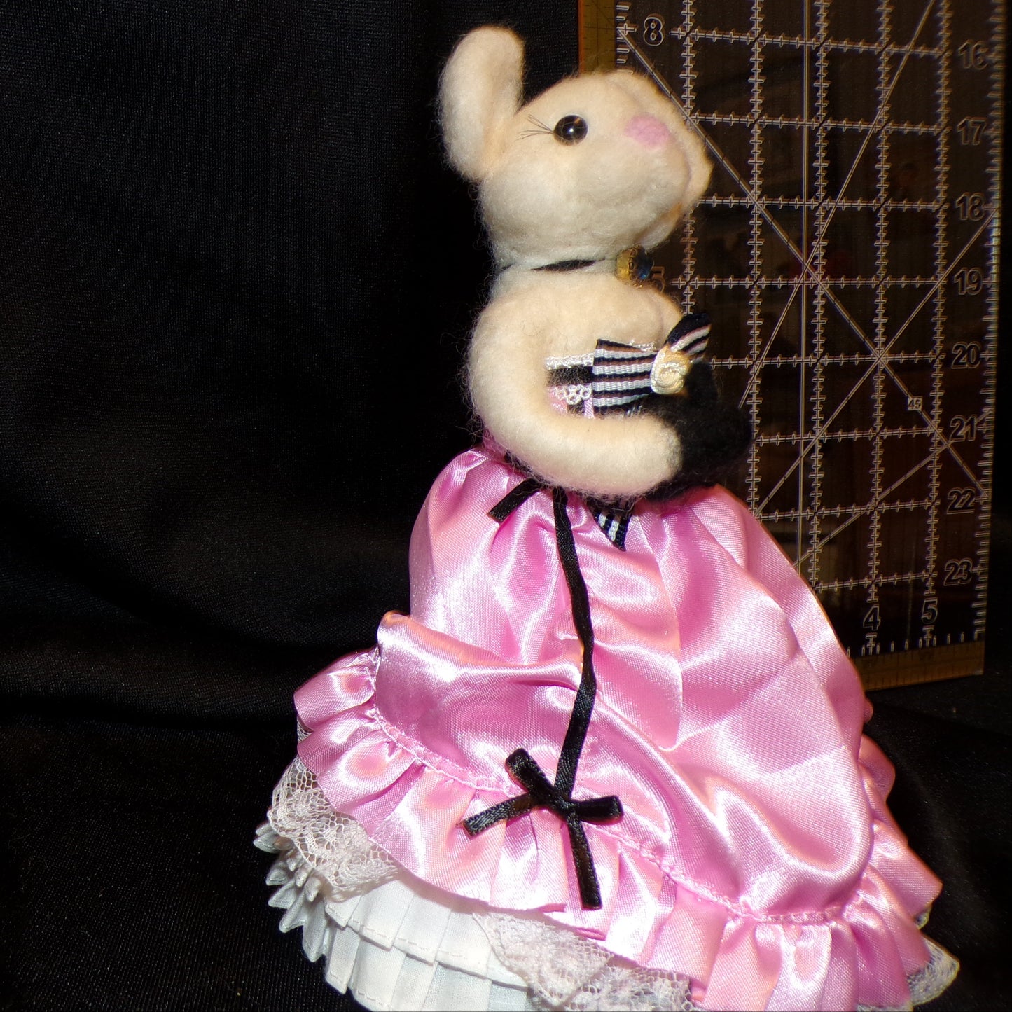 Wool Dance Hall Mouse